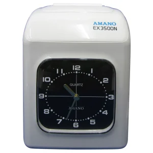 Amano EX-3500 analoge klok toont tijd op een helder display.